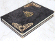Grand Coffret islamique de luxe (a deux compartiments) recouvert de velours satine - Couleur noir avec parties dorees effet miroir